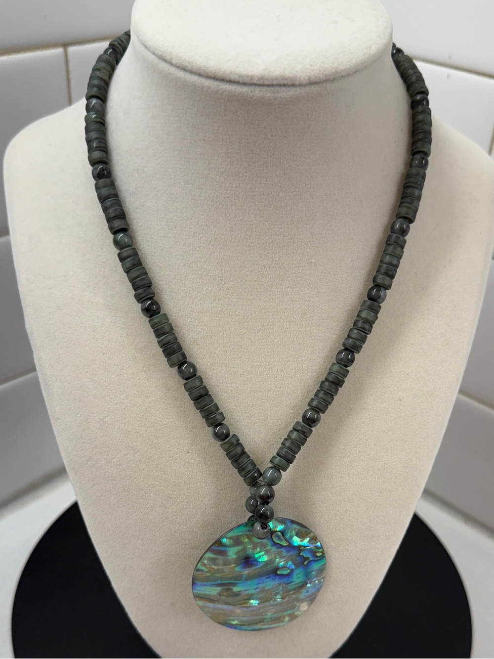 Beaded Green Abalone Pendant Necklace - Women Jewelry
